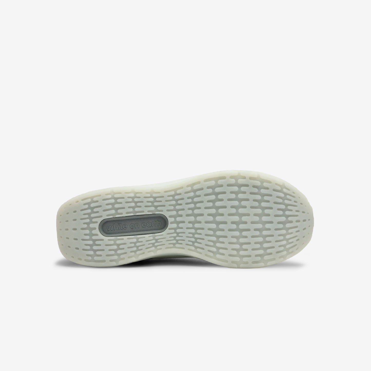 WHILE ON EARTH MOVE TRAINER 4946-Fog/Nimbus