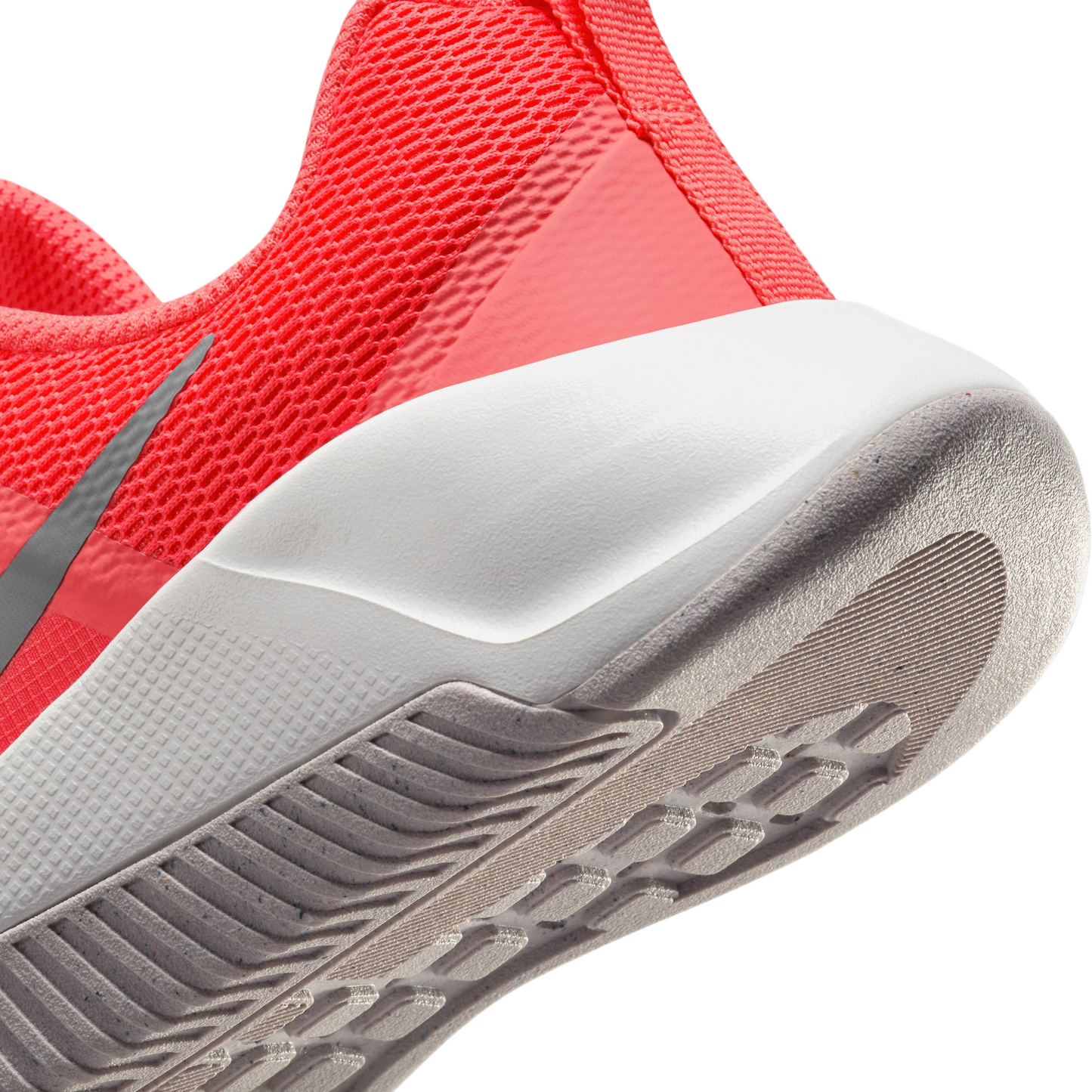 Nike MC Trainer 3 - WOMEN FQ1830-600