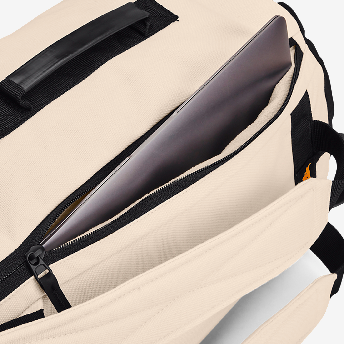 UNDER ARMOUR PROJECT ROCK 60 BAG 1345663-110